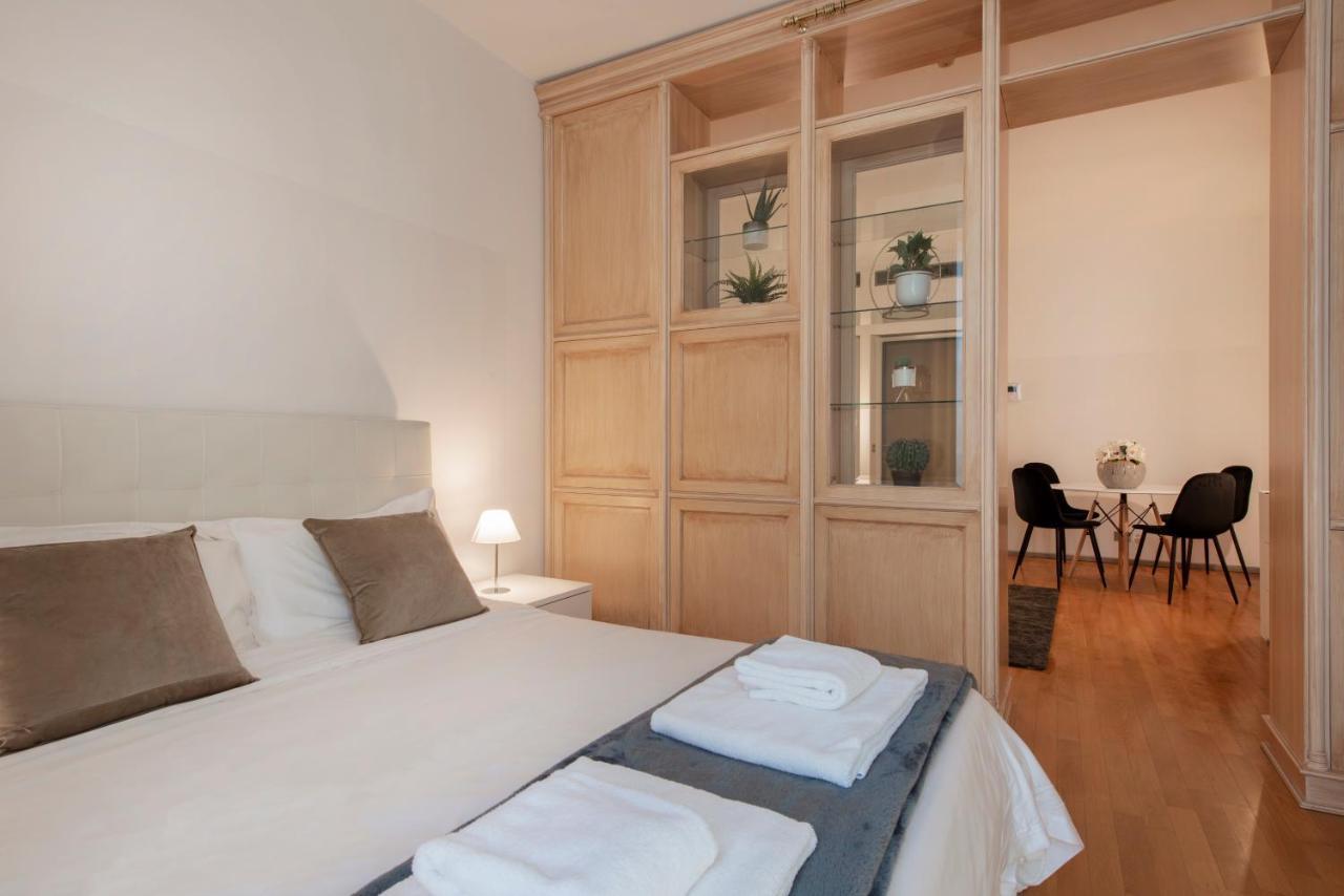 Milan Royal Suites - Centro Duomo Exterior photo