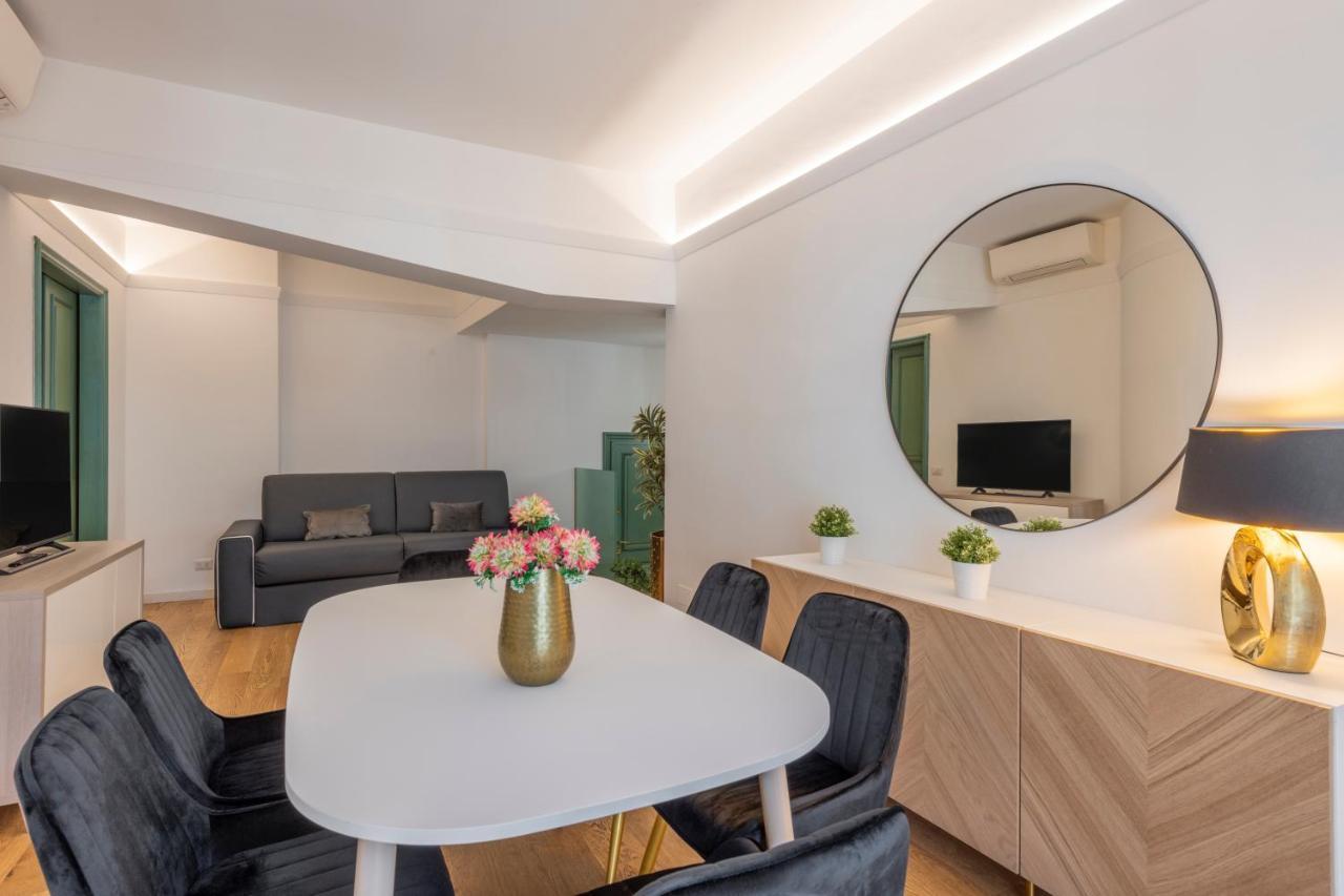 Milan Royal Suites - Centro Duomo Exterior photo